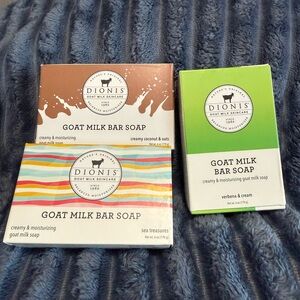 Dionis Goat Milk Bar Soap - Creamy Moisturizing Soap (Green, Brown, Multicolor)